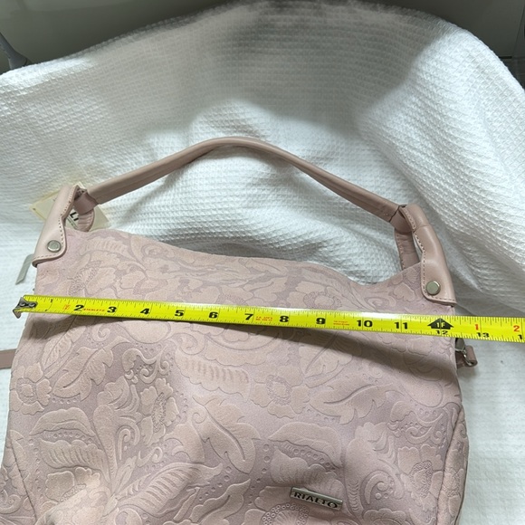 NWT Pink Leather Floral Embossed Shoulder Crossbody Bag Made in Italy - Picture 4 of 13